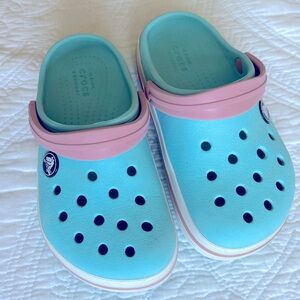 Crocs size 11